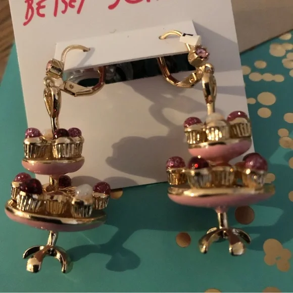 Authentic Betsey Johnson Cupcake Tree Earrings NWT - Picture 11 of 12